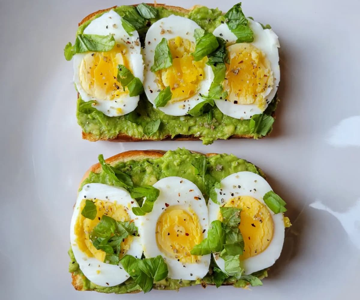 Desayunar huevo cada día ¿Bueno o malo? | Beneficios de comer huevos por la mañana
